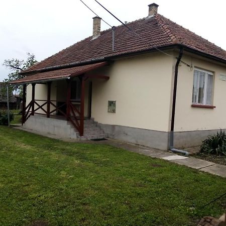 Tiszaladány Oeregakac Vendeghaz 빌라 외부 사진